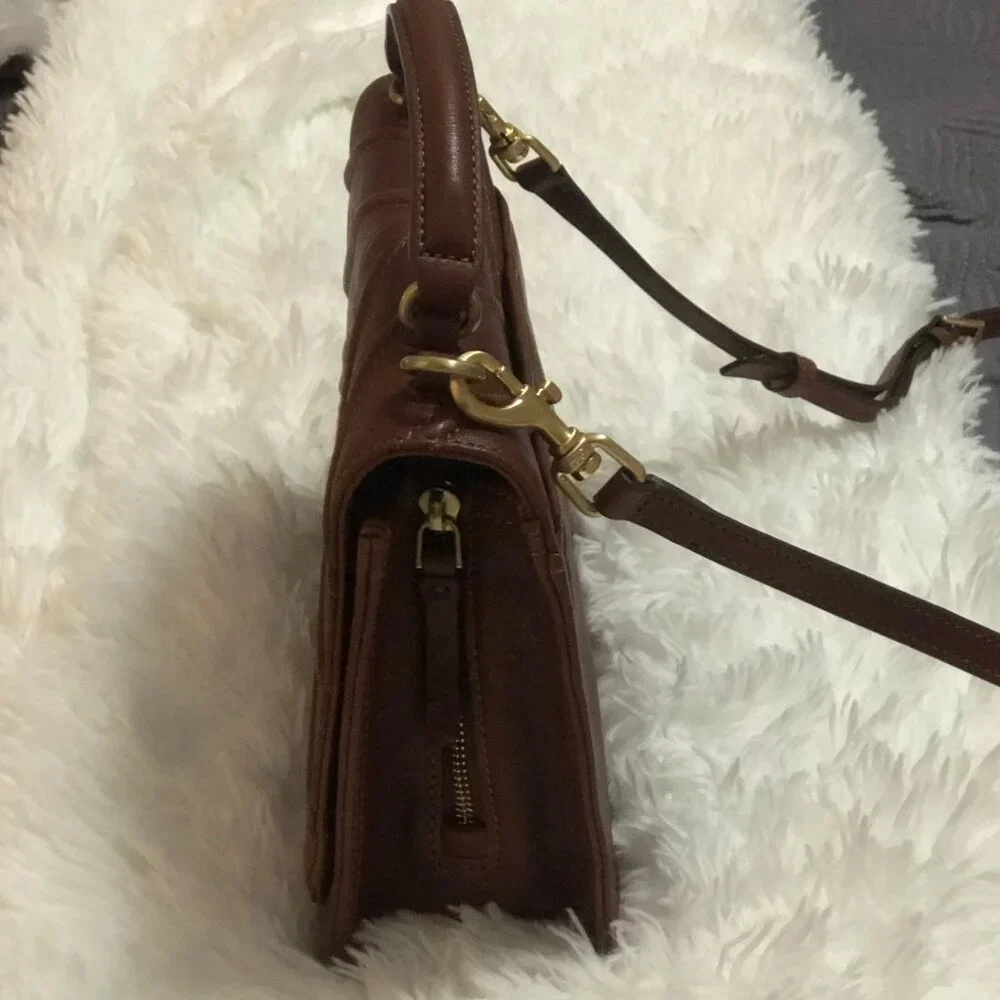 - Aimee Kestenberg - Expandable Leather Crossbody - Great Condition - Dust - Picture 4 of 9